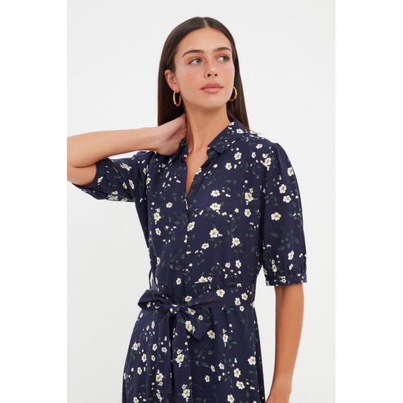 NWT Trendyol Women Regular fit Woven Dress - Picture 3 of 8